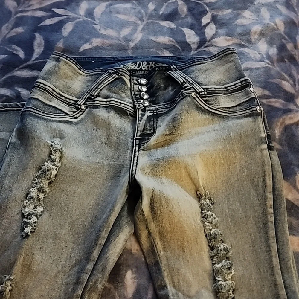 Jeans - Picture 7 of 8